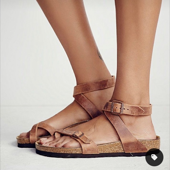 Birkenstocks similar to Yara - Picture 2 of 9
